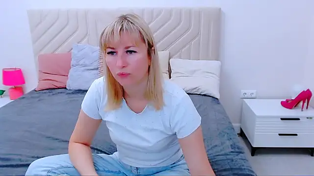 Incredible Ariela online show from 07-19-26, 09:50