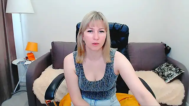 Incredible Ariela online show from 06-15-26, 09:31