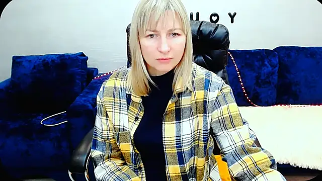 Incredible Ariela online show from 10-30-25, 01:20