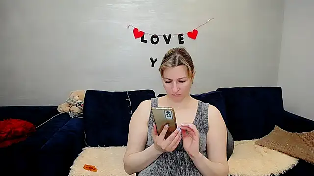 Incredible Ariela online show from 04-17-26, 11:46