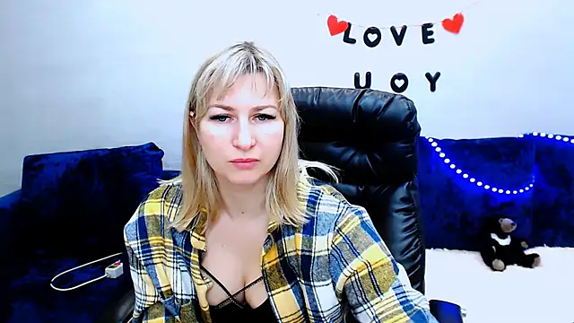 Incredible Ariela online show from 11-20-25, 08:15