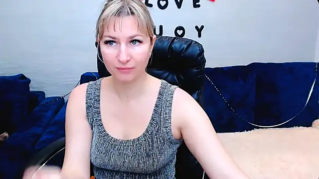 Incredible Ariela online show from 11-13-25, 09:24