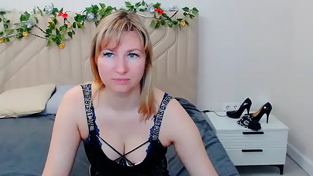 Incredible Ariela online show from 04-15-26, 07:14