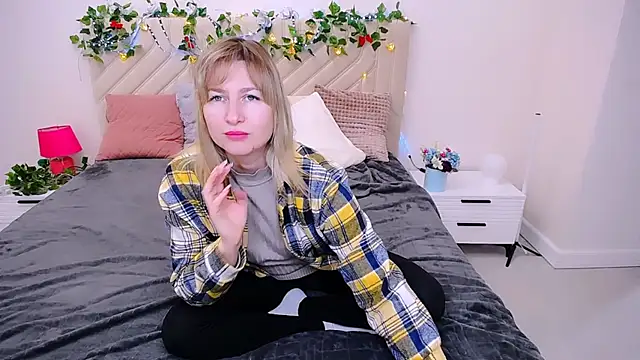 Incredible Ariela online show from 10-23-25, 10:58