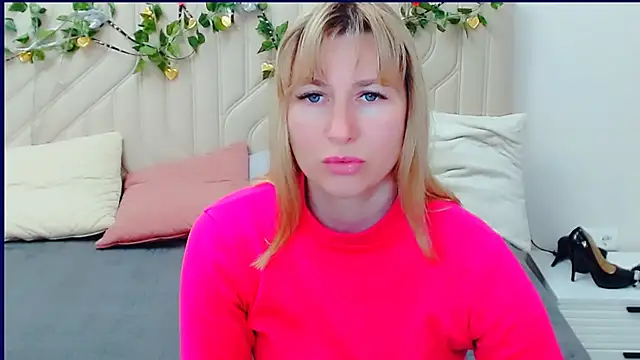 Incredible Ariela online show from 04-18-26, 08:49