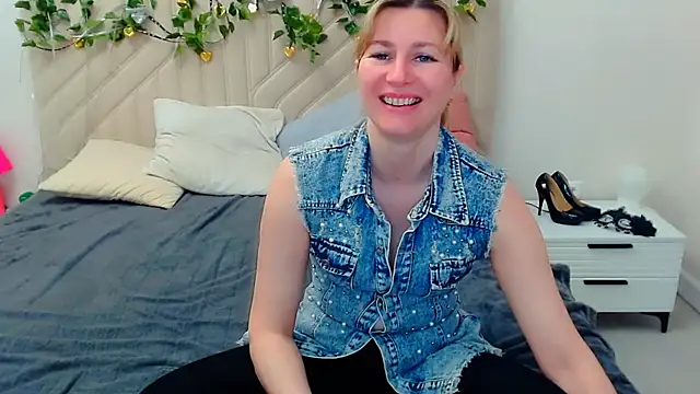 Incredible Ariela online show from 04-23-26, 11:27