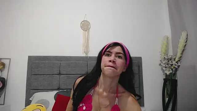 Vicky Love  online show from 02-20-25, 10:48