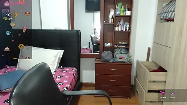 Snapshot of miia-big1boobs_ chatting on 02-21-25, 04:16 miia-big1boobs  online show from 02-21-25, 04:16