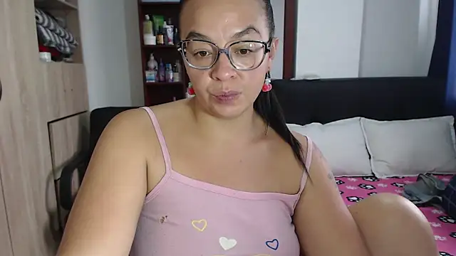 Snapshot of miia-big1boobs_ chatting on 03-07-25, 01:51 miia-big1boobs  online show from 03-07-25, 01:51