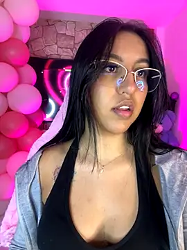 Tamara Roberts1 online show from 10-02-25, 01:09