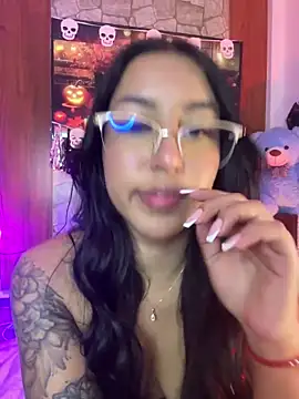 Tamara Roberts1 online show from 10-04-25, 11:17