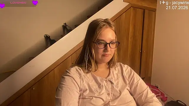 JacyWinslat online show from 07-21-26, 05:14