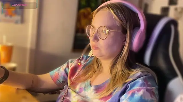 JacyWinslat online show from 09-22-25, 03:51