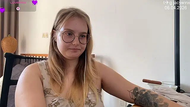 JacyWinslat online show from 04-06-26, 09:43