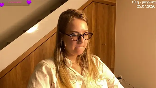 JacyWinslat online show from 07-25-26, 01:50