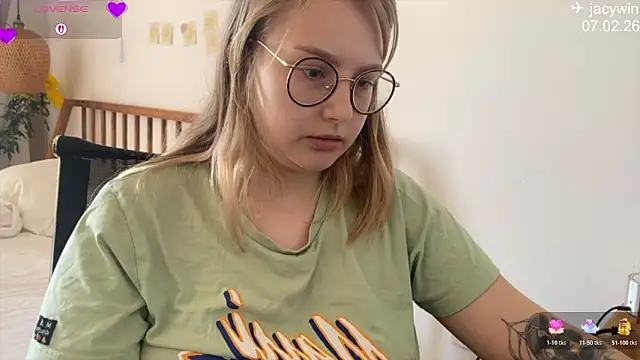 JacyWinslat online show from 02-07-26, 06:43