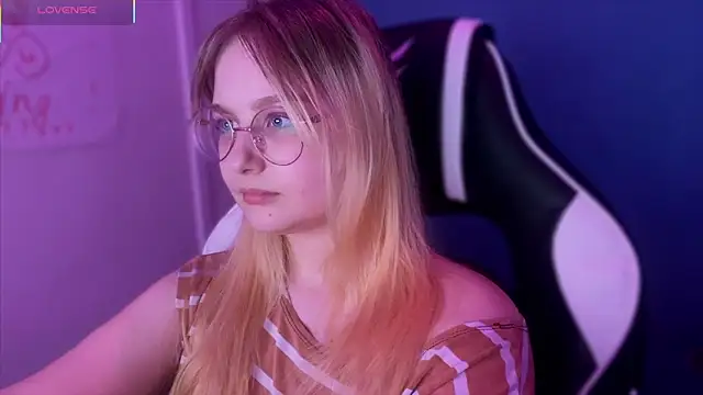 JacyWinslat online show from 03-13-25, 09:48