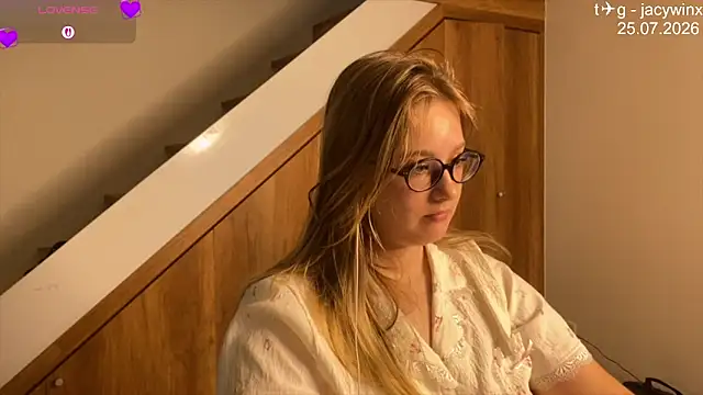 JacyWinslat online show from 07-26-26, 01:56