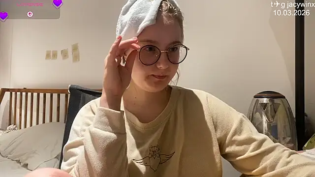 JacyWinslat online show from 03-10-26, 05:39