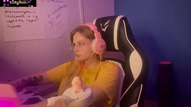 JacyWinslat online show from 03-05-25, 08:32