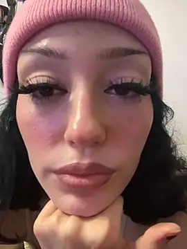 Pinkfairyy online show from 12-12-24, 06:57