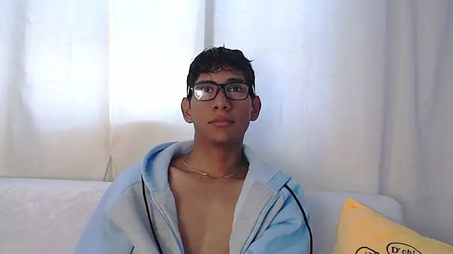 Nick Collins18 online show from 11-25-25, 06:52