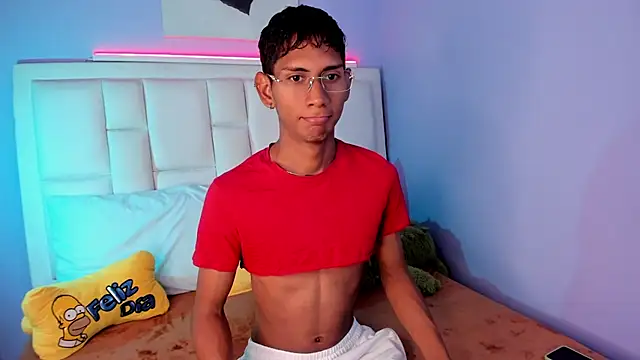 Nick Collins18 online show from 02-19-26, 08:17