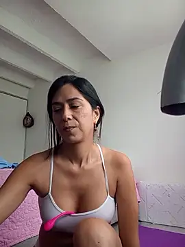 Snapshot of Sahana_Ashiika chatting on 04-19-26, 06:10 Sahana Ashiika online show from 04-19-26, 06:10