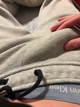 paolone79037 online show from 03-07-26, 07:19