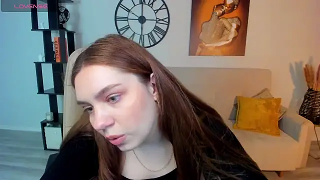 Snapshot of DaniellaLovely chatting on 03-04-25, 02:21 DaniellaLovely online show from 03-04-25, 02:21