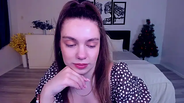 Snapshot of DaniellaLovely chatting on 01-14-25, 11:10 DaniellaLovely online show from 01-14-25, 11:10