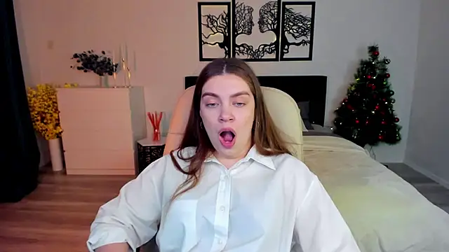 Snapshot of DaniellaLovely chatting on 01-27-25, 01:41 DaniellaLovely online show from 01-27-25, 01:41