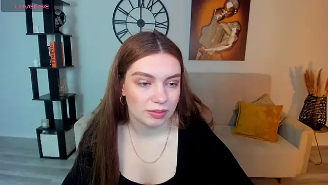 Snapshot of DaniellaLovely chatting on 03-04-25, 11:19 DaniellaLovely online show from 03-04-25, 11:19