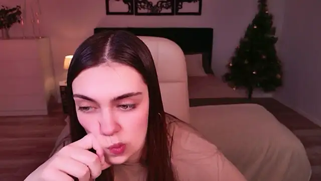 DaniellaLovely online show from 12-22-25, 10:48