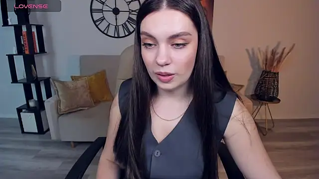 Snapshot of DaniellaLovely chatting on 03-20-25, 02:42 DaniellaLovely online show from 03-20-25, 02:42