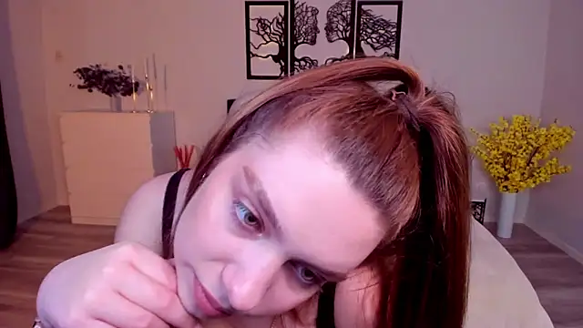 Snapshot of DaniellaLovely chatting on 02-07-25, 11:12 DaniellaLovely online show from 02-07-25, 11:12