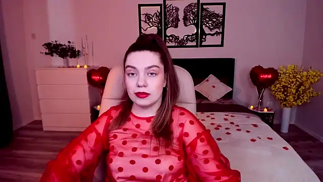 Snapshot of DaniellaLovely chatting on 02-13-25, 11:17 DaniellaLovely online show from 02-13-25, 11:17