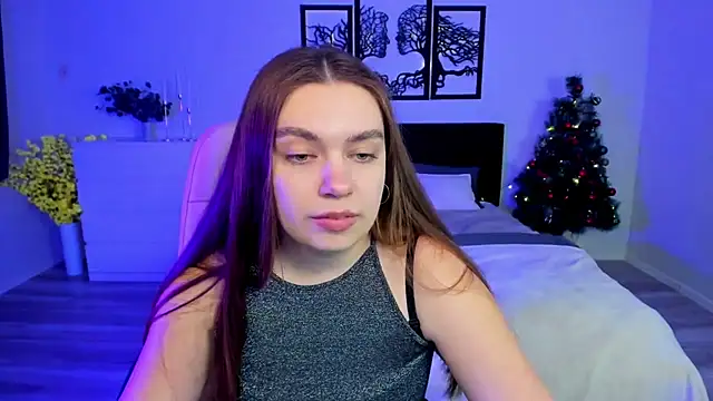 Snapshot of DaniellaLovely chatting on 01-25-25, 02:03 DaniellaLovely online show from 01-25-25, 02:03