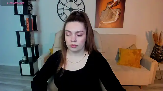Snapshot of DaniellaLovely chatting on 03-05-25, 02:12 DaniellaLovely online show from 03-05-25, 02:12