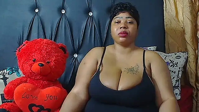 Snapshot of HUMONGUOUSTITSS chatting on 09-28-25, 02:46 HUMONGUOUSTITSS online show from 09-28-25, 02:46