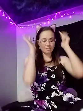 Cutebitchxh online show from 04-14-26, 03:22