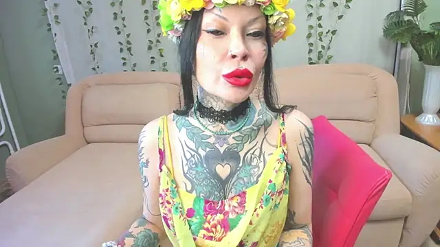 Megan Black Moon online show from 02-21-26, 06:15