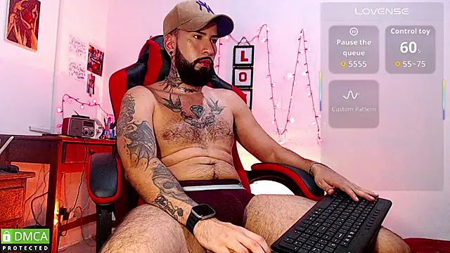 Snapshot of Diilanhott chatting on 02-19-26, 12:51 Diilanhott online show from 02-19-26, 12:51