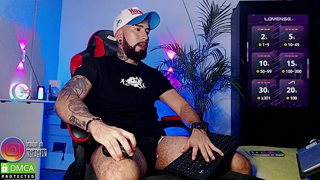 Diilanhott online show from 07-19-26, 10:39
