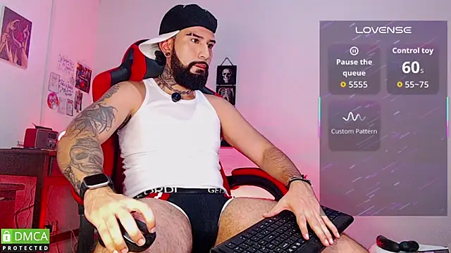 Diilanhott online show from 04-06-26, 11:06