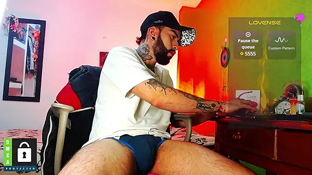 Snapshot of Diilanhott chatting on 02-05-25, 11:50 Diilanhott online show from 02-05-25, 11:50