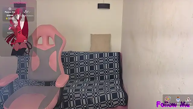 vittorialombardi   online show from 02-26-26, 07:41