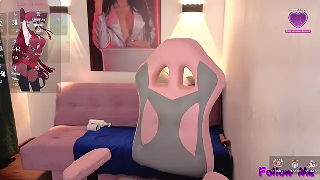 vittorialombardi   online show from 11-05-25, 08:17