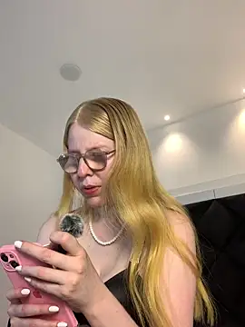 Snapshot of Alexa_Handler chatting on 05-08-26, 07:17 Alexa Handler online show from 05-08-26, 07:17