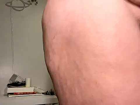 Kittyymaze1 online show from 10-30-25, 12:58